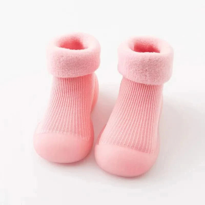 BowLift | Non-slip & warm for little explorers