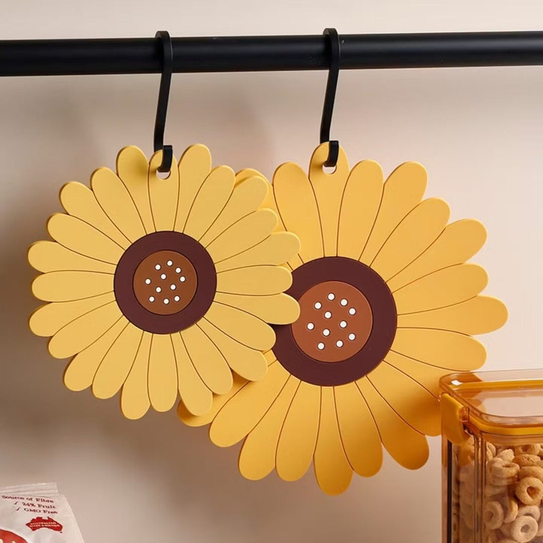 BowLift | PVC Heat Resistant Sunflower Table Mat