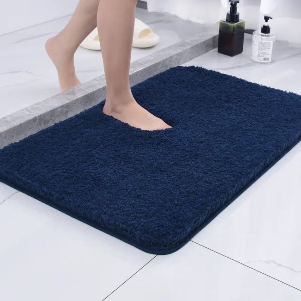 BowLift | Plush Grey Microfiber Bathroom Floor Mat