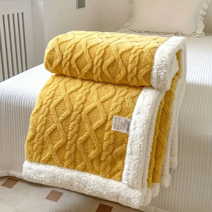 BowLift | ERSANA - Ultra-cozy, fluffy blanket