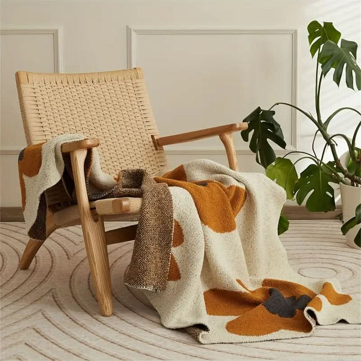 BowLift | CAS - Knitted blanket with floral pattern