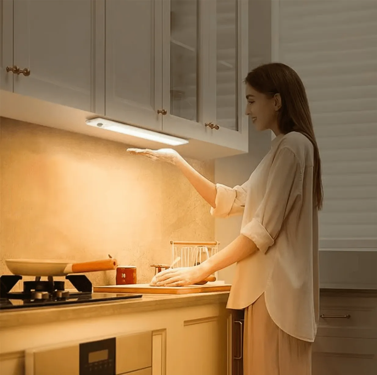 BowLift | LED Cabinet Light with Motion Sensor – Several Months on a Single Charge