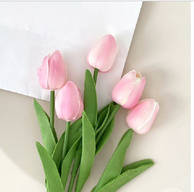 BowLift | Life-like Tulip Bouquets for Every Occasion - Alyssa