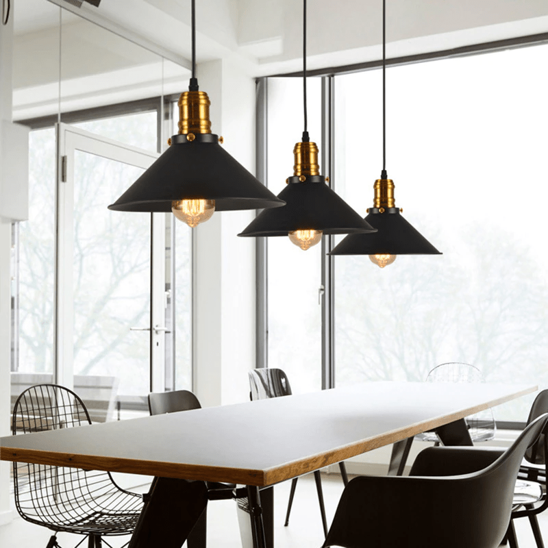 BowLift | IronLoom – Adjustable Industrial Pendant Lamp