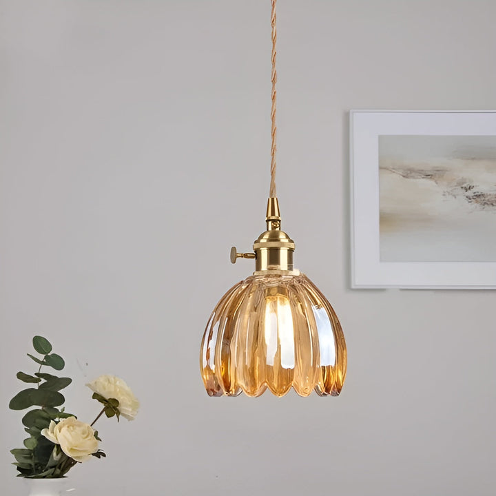 Pendant light with flower glass – Japanese design for cozy rooms | Bowlift