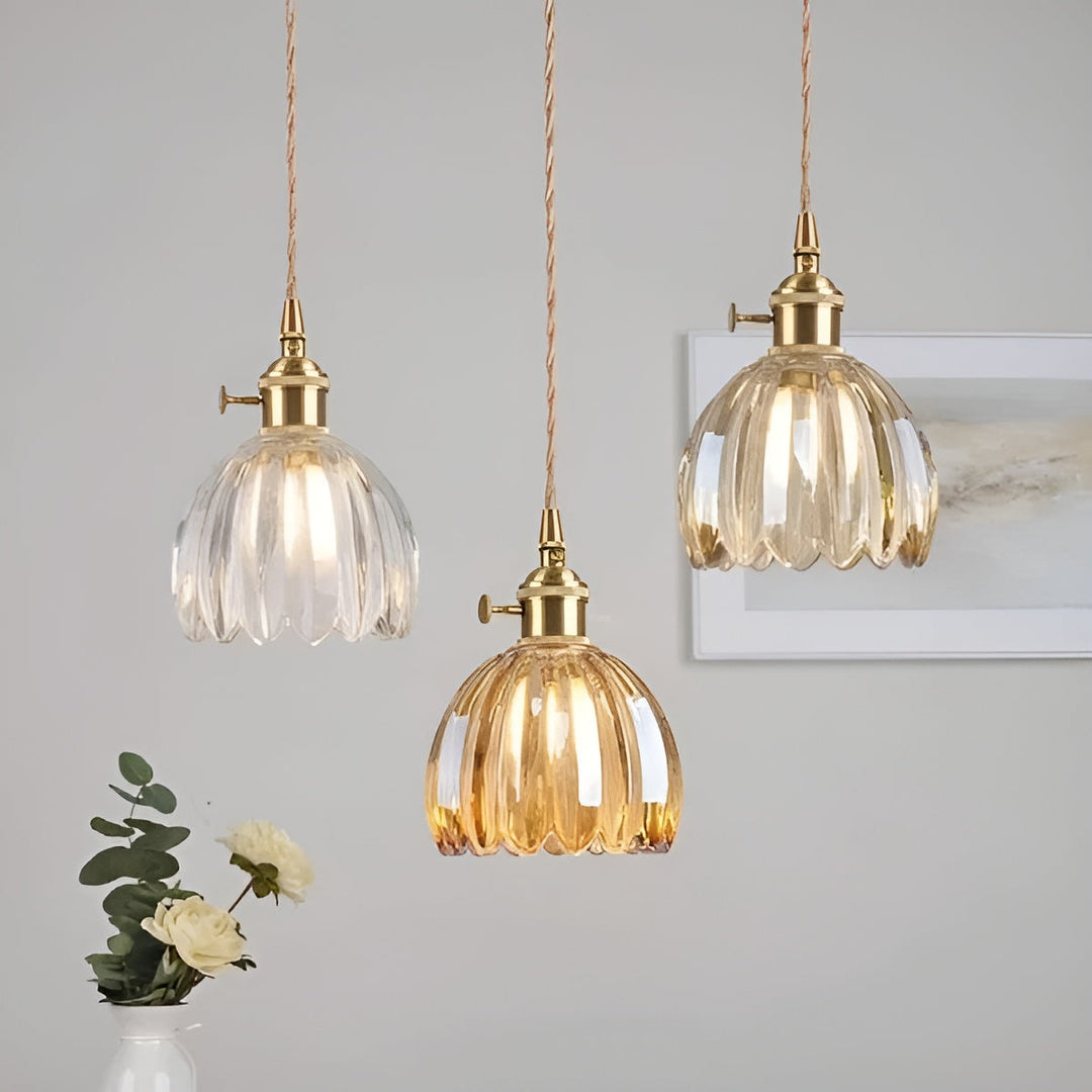 Pendant light with flower glass – Japanese design for cozy rooms | Bowlift