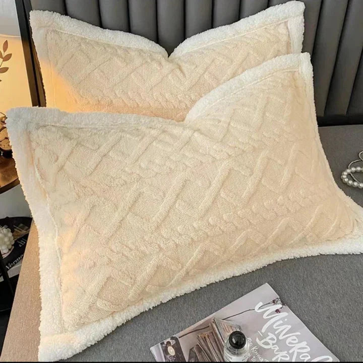 BowLift | LuxeLoom Duvet - Luxurious Flannel Duvet for Ultimate Warmth and Comfort