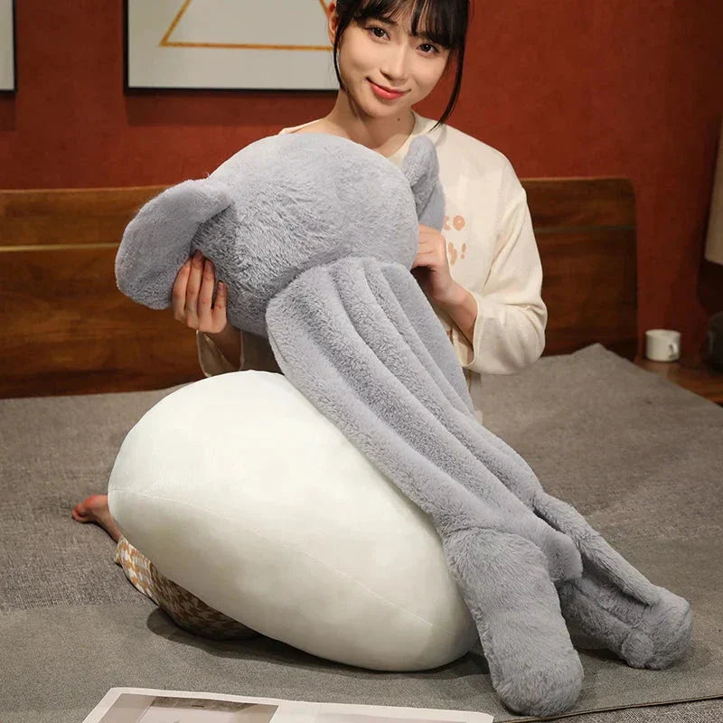 BowLift | Fluffy Laying Elephant Family