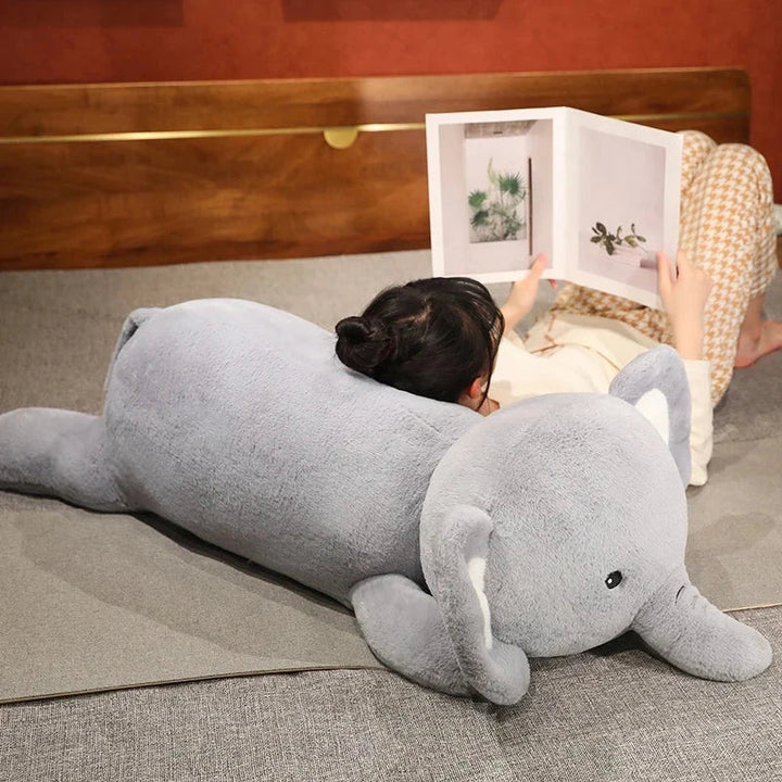 BowLift | Fluffy Laying Elephant Family