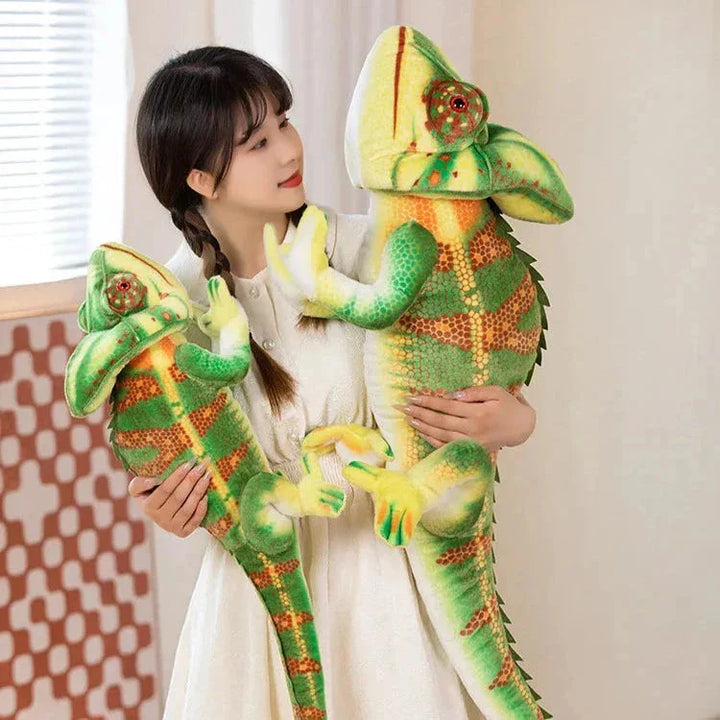 BowLift | Giant Green Chameleon Plushie