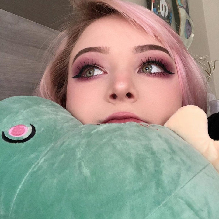 BowLift | Haku The Dinosaur Plushie
