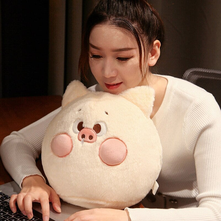 BowLift | Perky Pigs Ball Plushie
