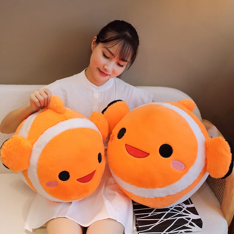 BowLift | Stripes the Cute Clownfish Plush