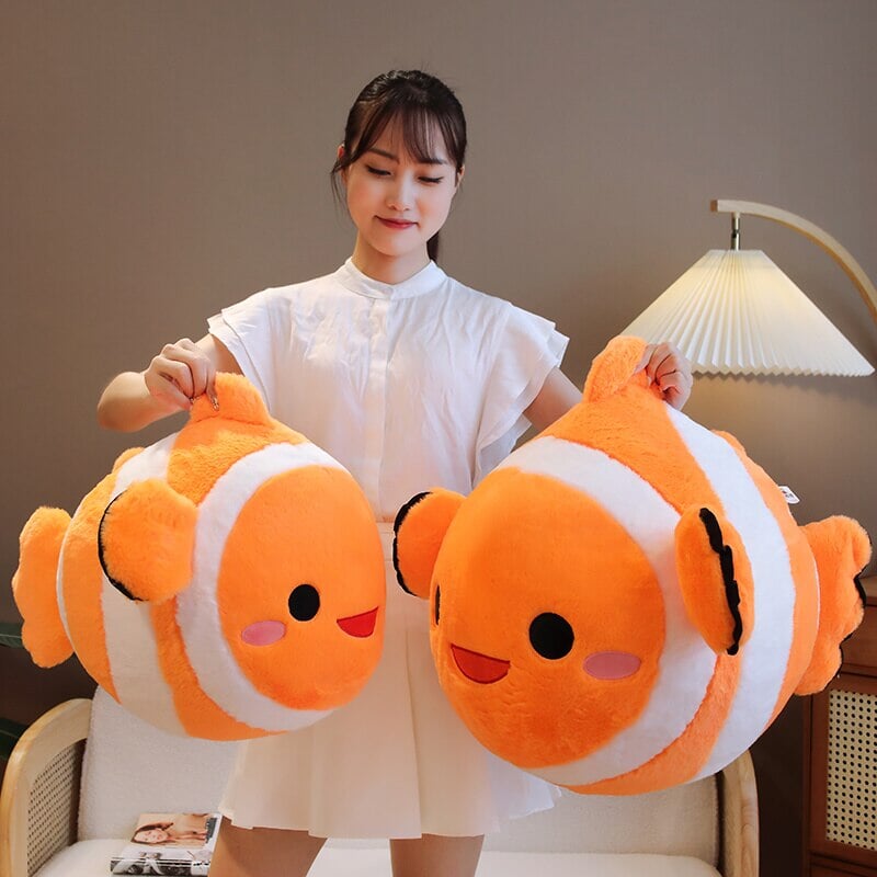 BowLift | Stripes the Cute Clownfish Plush