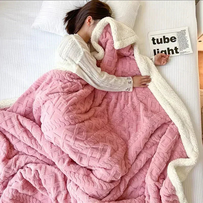 BowLift | Cozy winter blanket made of lamb wool providing extra warmth