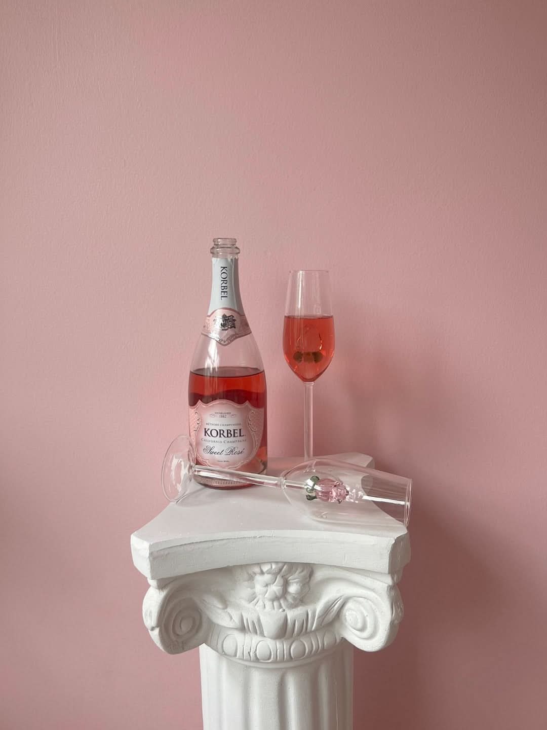 BowLift | La Vie En Rose | Champagne Glass - Handmade