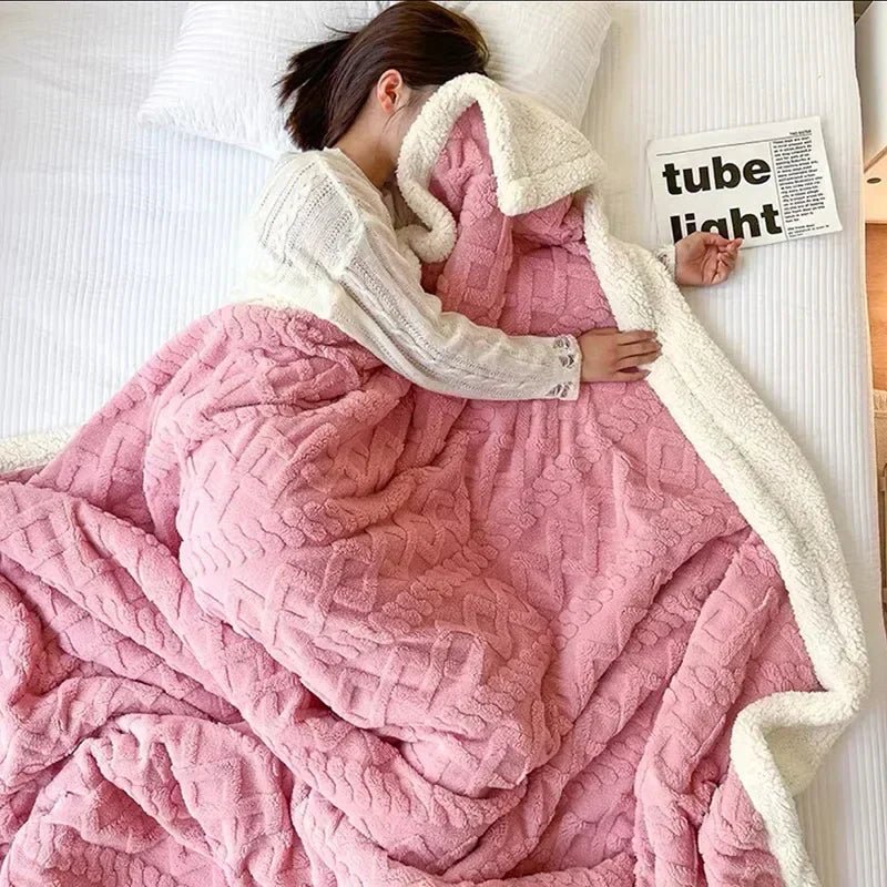 BowLift | SHEARCOZY – Ultra-Warm Lambswool Blanket for Winter Comfort