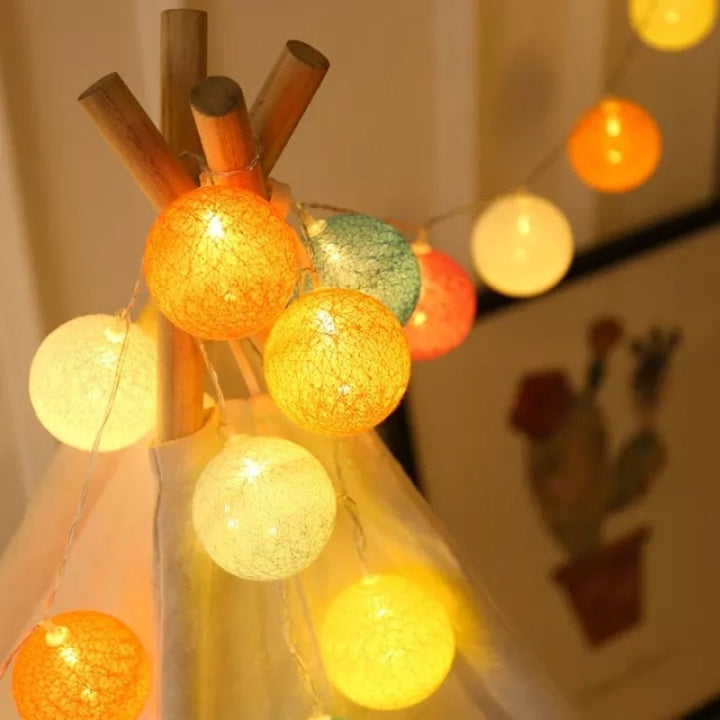 BowLift | LED Cotton Ball Garland Lights