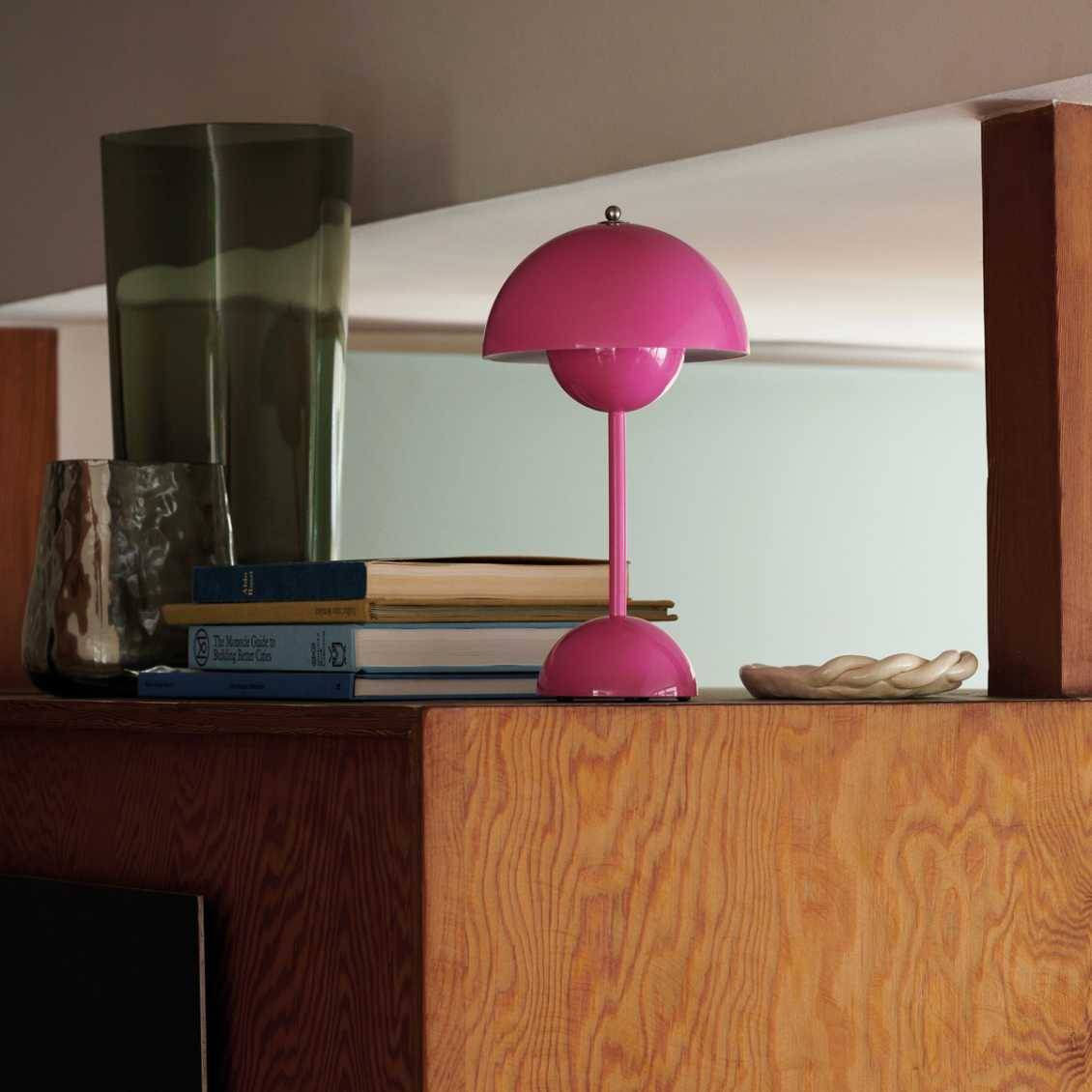 BowLift | LED Table Lamp - MoonGlow