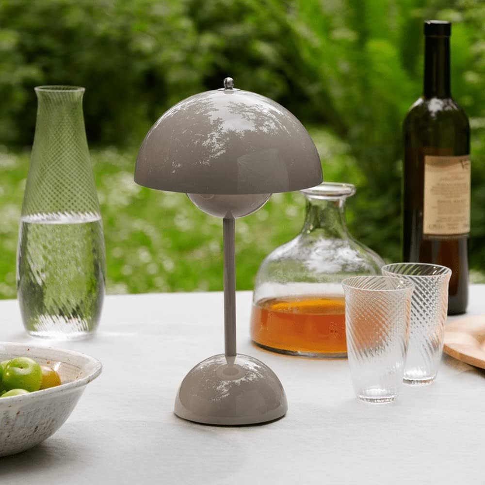 BowLift | LED Table Lamp - MoonGlow