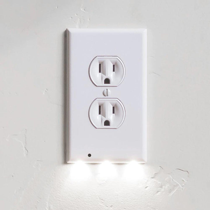BowLift | Automatic Nightlight Outlet Cover