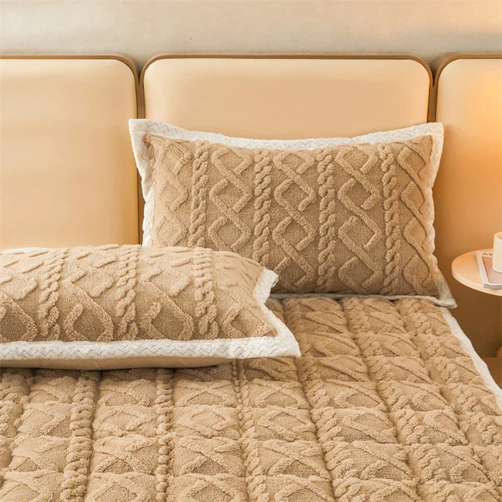 BowLift | LuxeLoom Duvet - Luxurious Flannel Duvet for Ultimate Warmth and Comfort