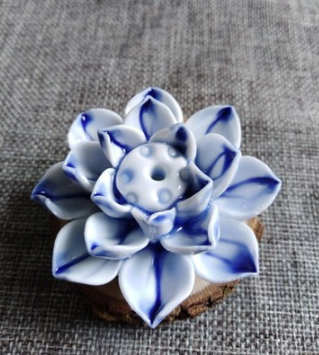 LotusBloom Incense Holder - Elegant Scent Accessory for Home Bowlift