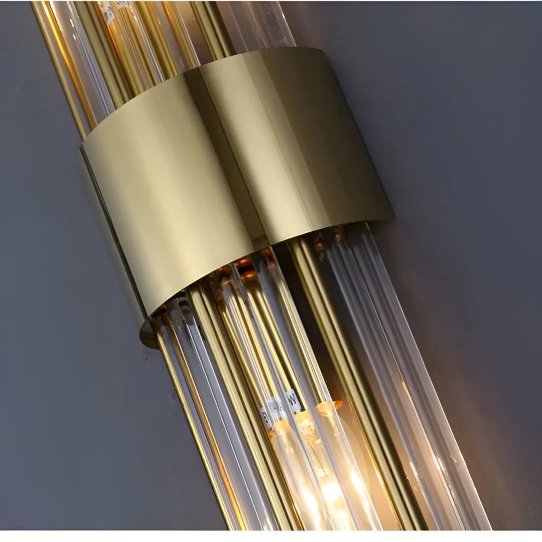 Wall lamp with crystal effect – Elegant design with golden accent | Bowlift