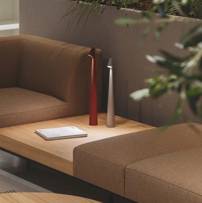 Bright portable table lamp Bowlift