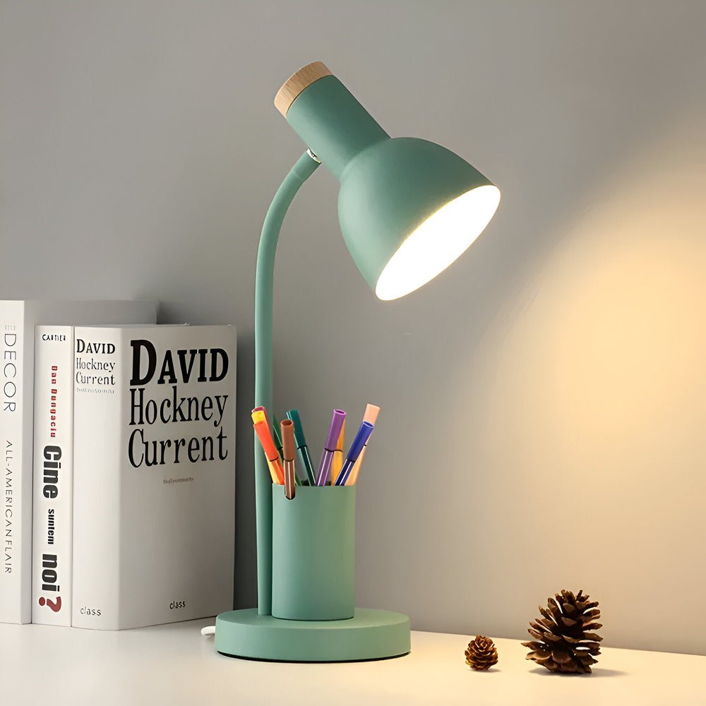 BowLift | LumoDesk – LED table lamp with pen holder for organization and lighting