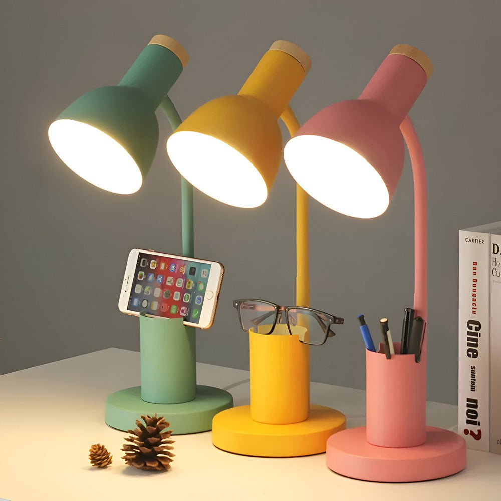 BowLift | LumoDesk – LED table lamp with pen holder for organization and lighting