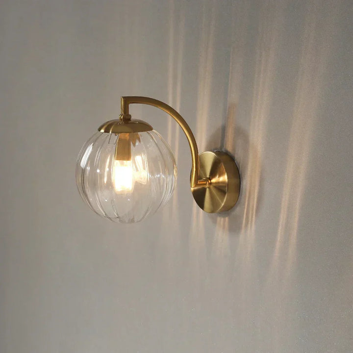 BowLift | Luxury Modern Wall Lamp Made of Glass - CrystalGlow