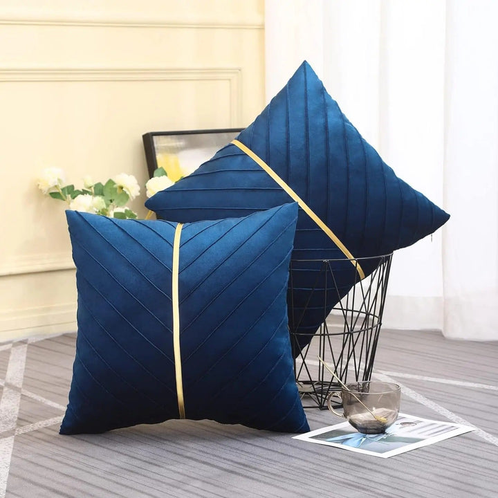 BowLift | Noir Élégance Cushion Cover - Luxury Velvet Cushion Cover with Gold Sequins - Refine Your Interior