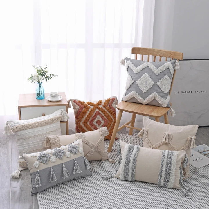 BowLift | Boho Tufted Cushion Cover - Moroccan Flair for Your Interior