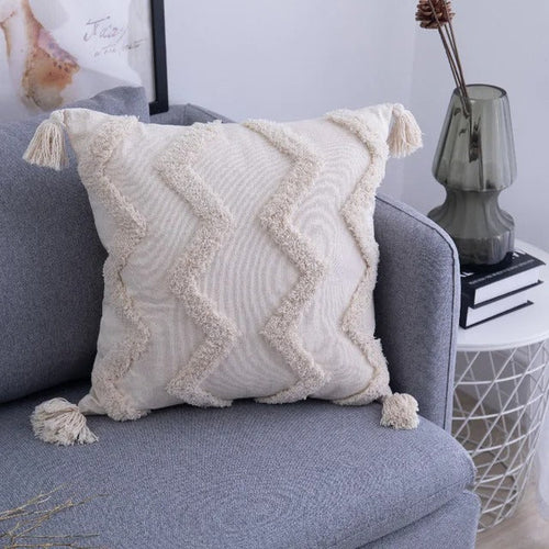 BowLift | Boho Tufted Cushion Cover - Moroccan Flair for Your Interior