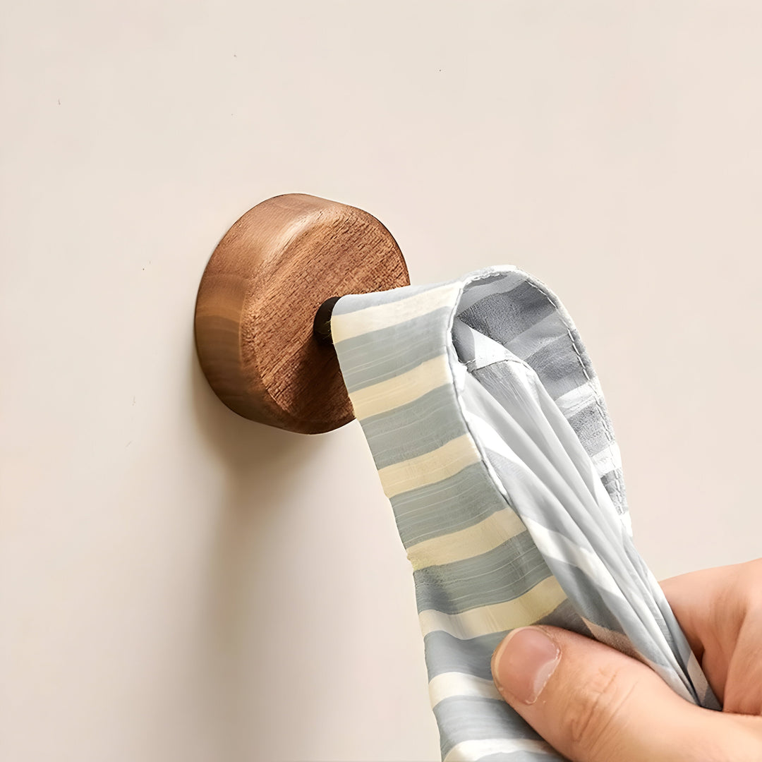 WoodenGrip Hook - Wooden wall hooks in Nordic style | Bowlift
