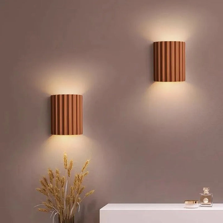 BowLift | Minimalist Groove Wall Lamp | Resin, Up and Down