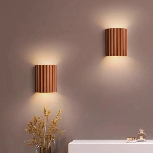BowLift | Minimalist Groove Wall Lamp | Resin, Up and Down