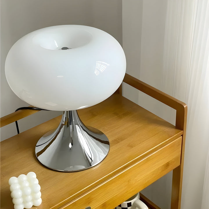 SereneCrystal Lamp - Elegant Retro TaBowlifte Lamp | Bowlift