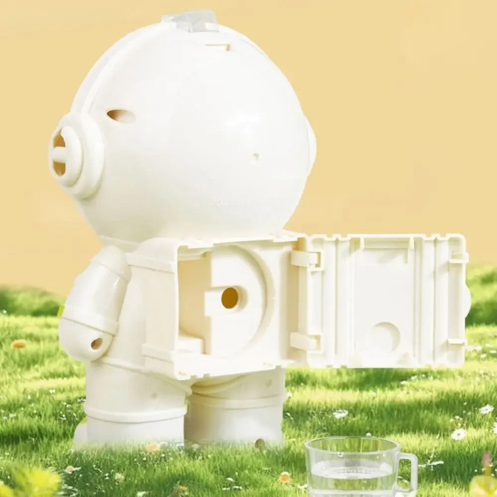 BowLift | Astronaut drinking bottle for children