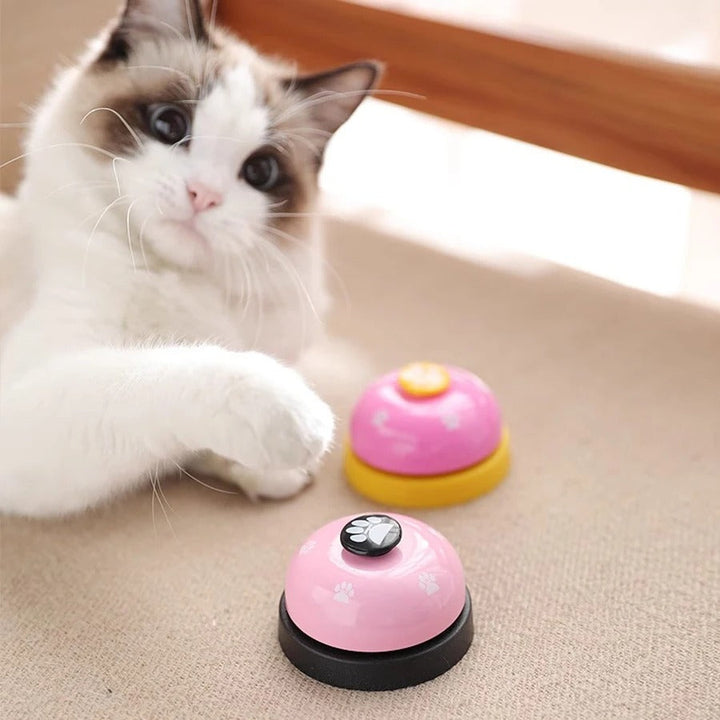 PetTrainer – The Ultimate Trainer &amp; Footprint Ring for Cats and Dogs! Bowlift