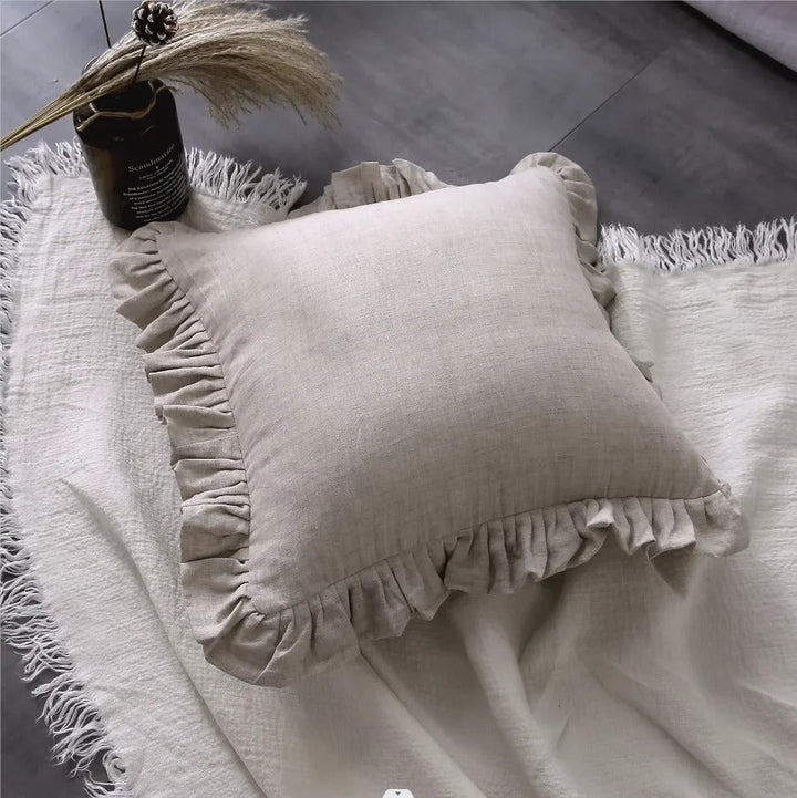 BowLift | Elegant Linen Cushion Cover - with Ruffles for Ultimate Comfort