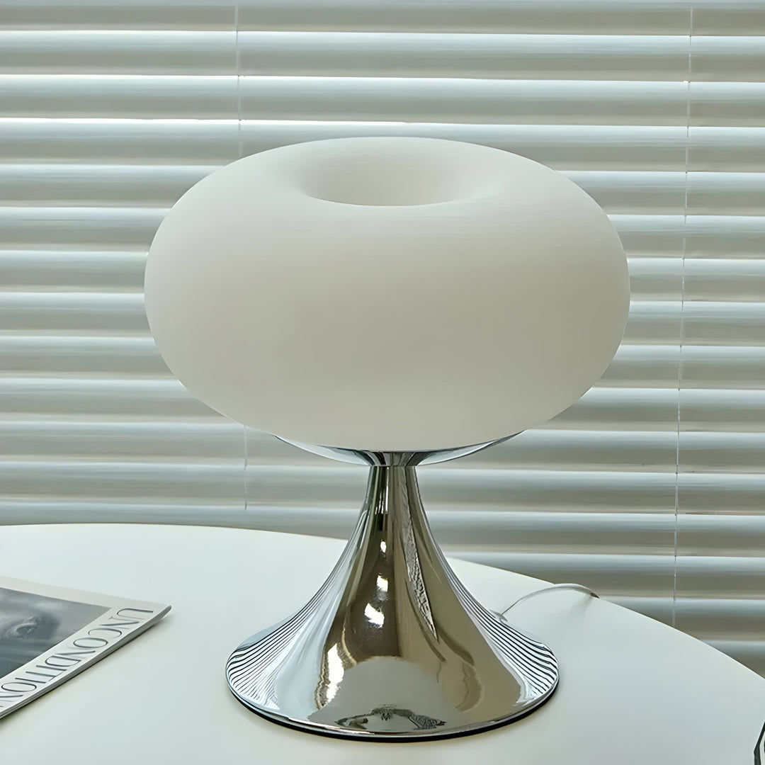 SereneCrystal Lamp - Elegant Retro TaBowlifte Lamp | Bowlift