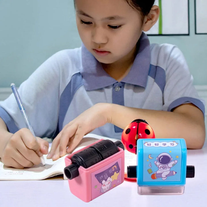 BowLift | Mathematical stamp roller for learning maths