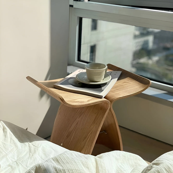 Handcrafted Wooden Bench – Rustic Seating made of Solid Wood | Bowlift