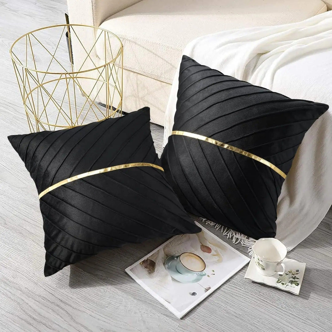 BowLift | Noir Élégance Cushion Cover - Luxury Velvet Cushion Cover with Gold Sequins - Refine Your Interior
