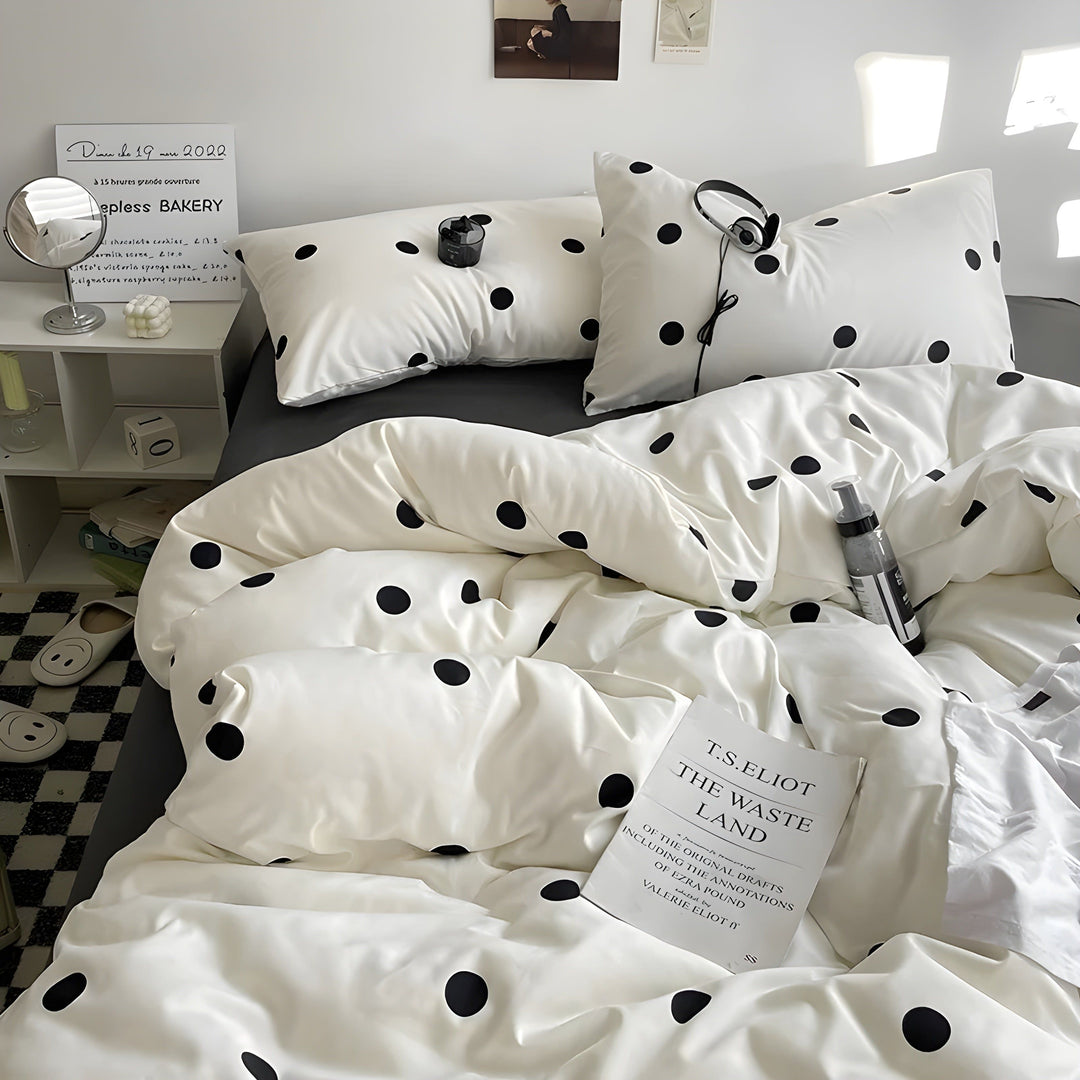 PureLoom Bedding Set - Modern skin-friendly bedding set (1 duvet + 1 flat sheet + 2 pillowcases) | Bowlift