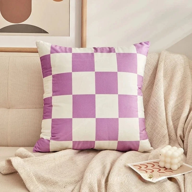 BowLift | Stylish Checkered Cushion – Trendy Must-Have for a Luxury Interior