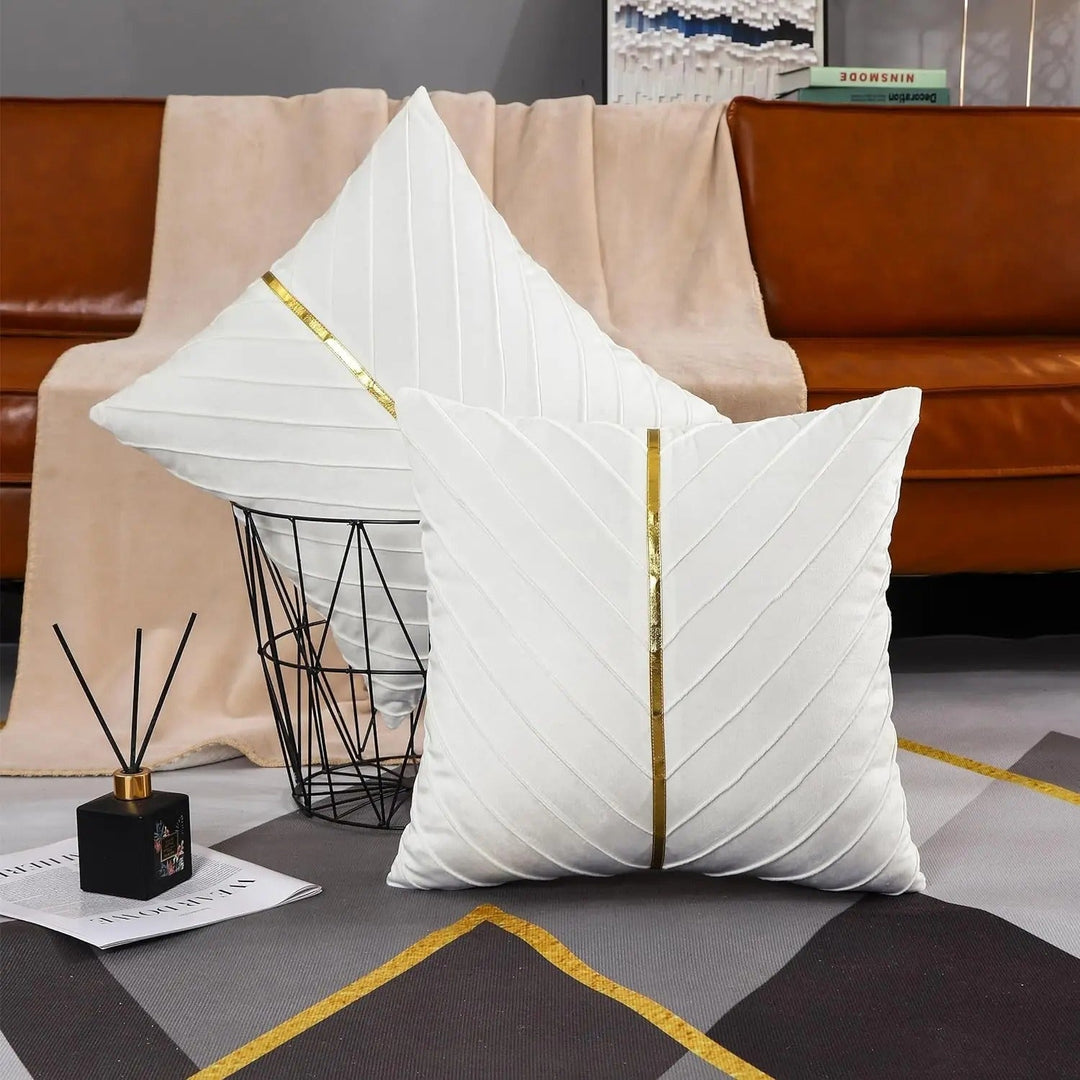 BowLift | Noir Élégance Cushion Cover - Luxury Velvet Cushion Cover with Gold Sequins - Refine Your Interior