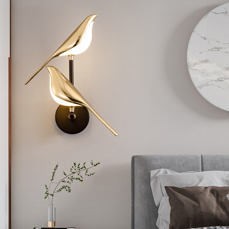 Scandinavian LED wall lamp with bird motif - Modern decorative wall light for stylish wall lighting | Bowlift
